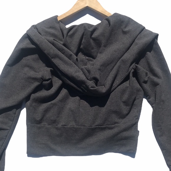 SOLD🛑NIIA WRAP HOODIE SWEATSHIRT SIZE MEDIUM - Picture 11 of 12